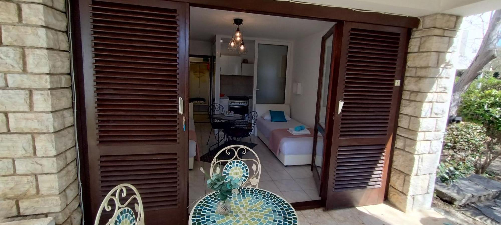 Apartmani Jessica Novalja Exterior foto